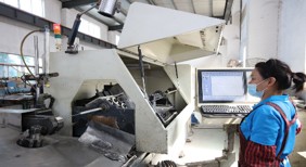 10-Axis Wire Bending Machine